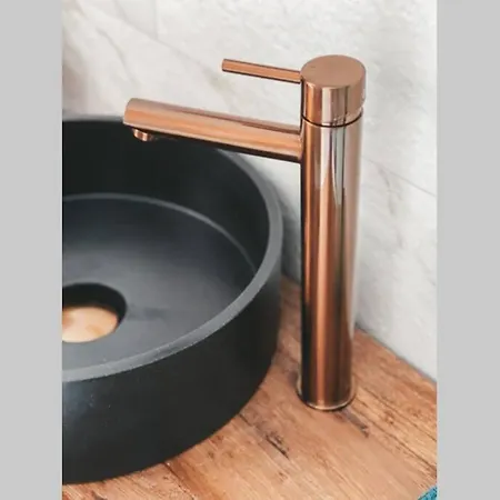 B&B Landslake I 公寓